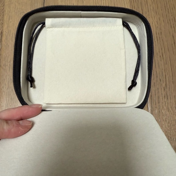 Vintage Brighton Christmas jewelry case with ‘Dear Santa, I’ve been good(ish)’ - Picture 3 of 11